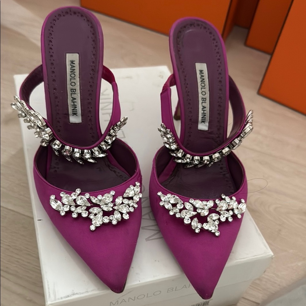 Manolo Blahnik Lurum